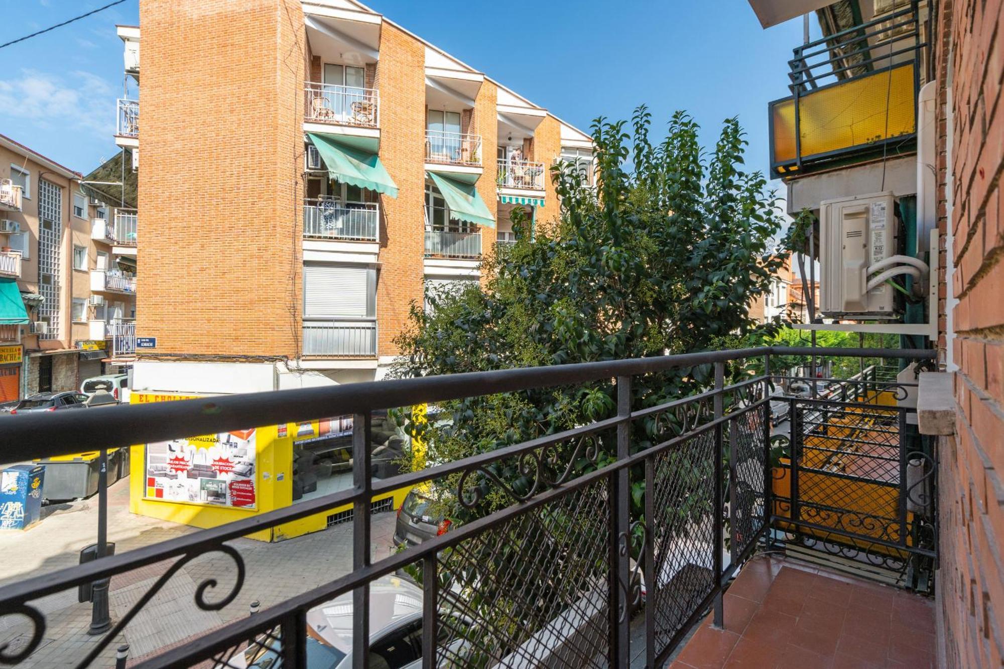 Madriver Apartamentos Reformados Con Parking Gratuito Εξωτερικό φωτογραφία