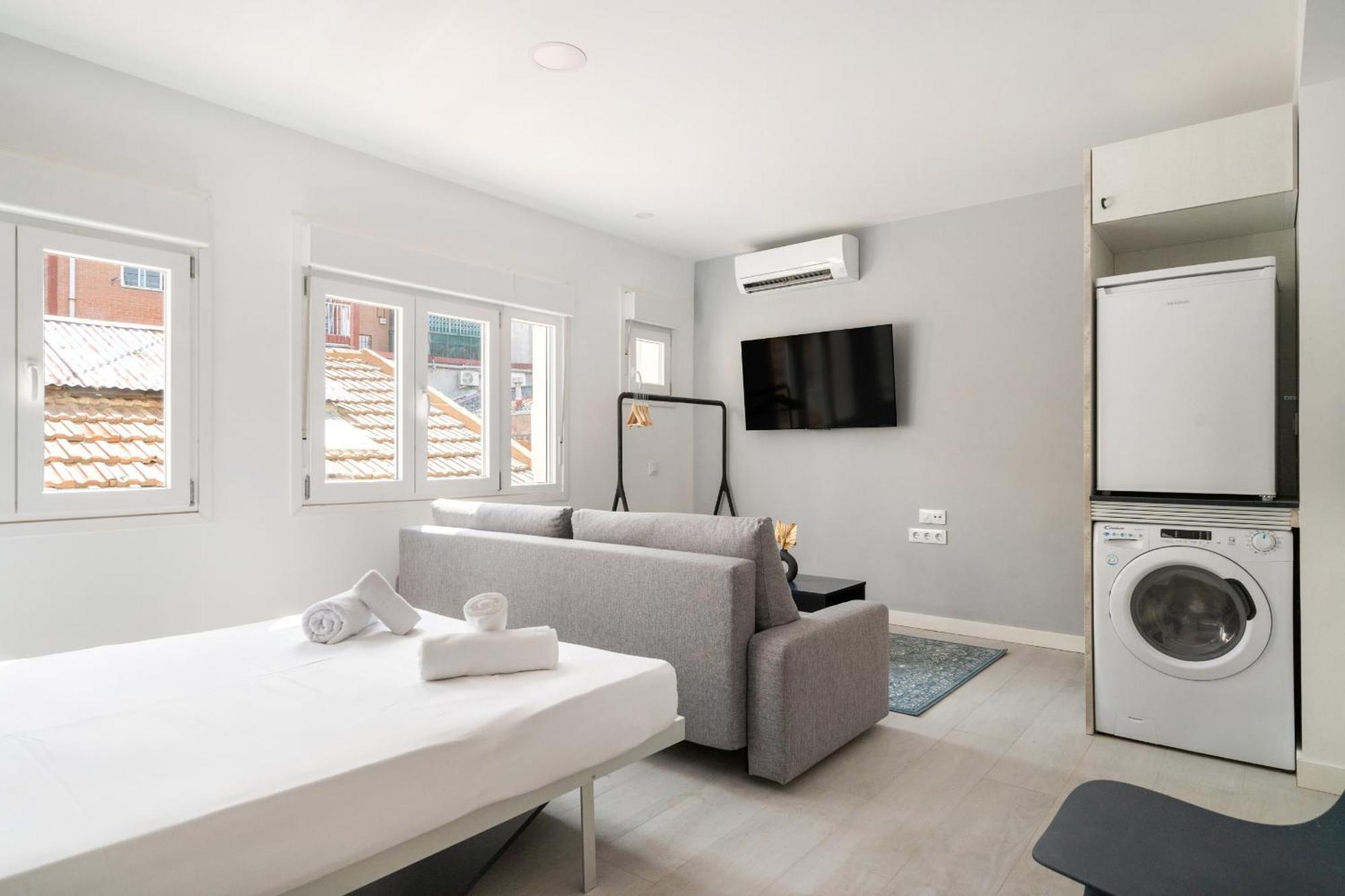 Madriver Apartamentos Reformados Con Parking Gratuito Εξωτερικό φωτογραφία